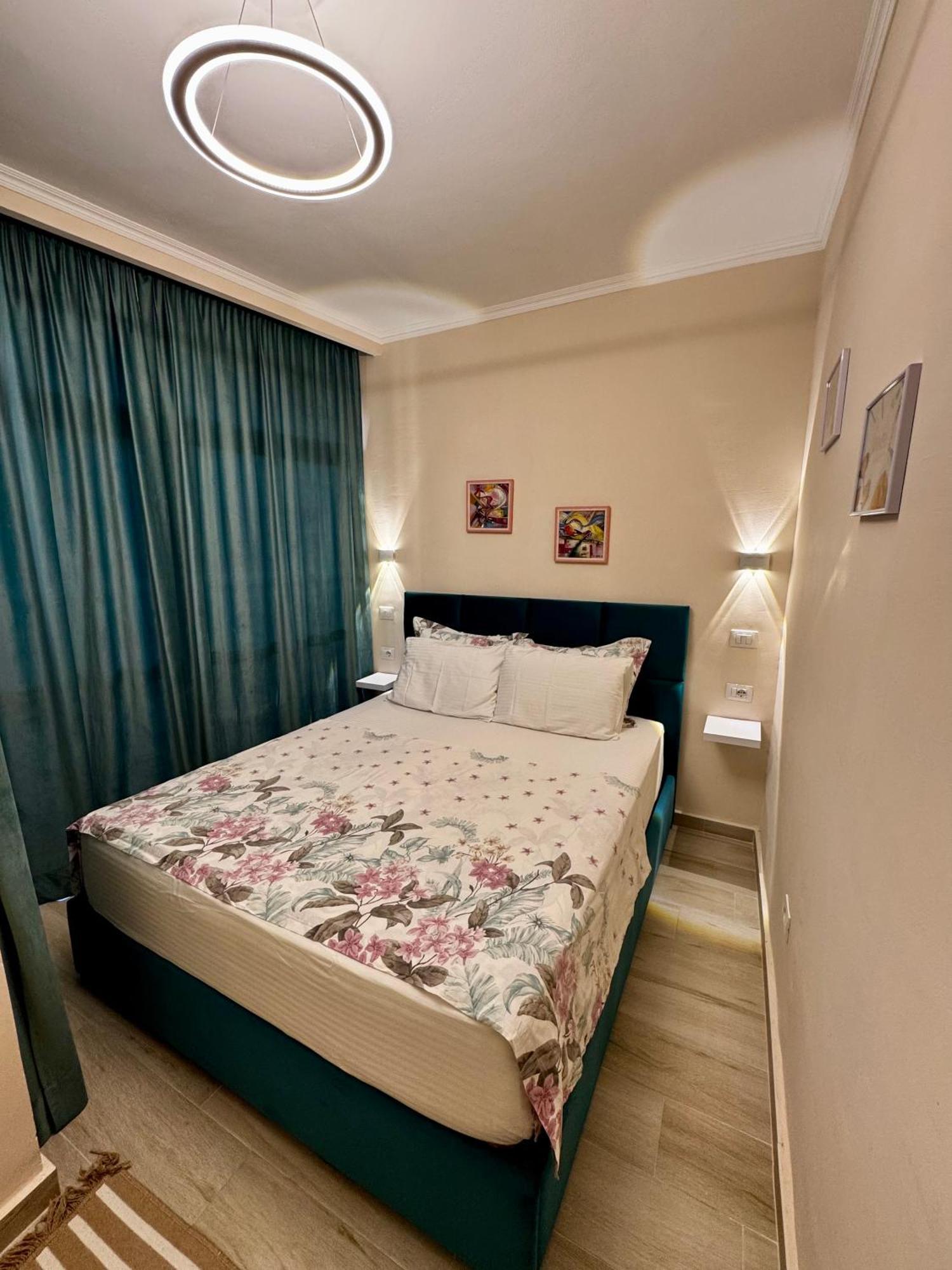 Klar Apartment Few Steps From The Beach Durres Exterior photo