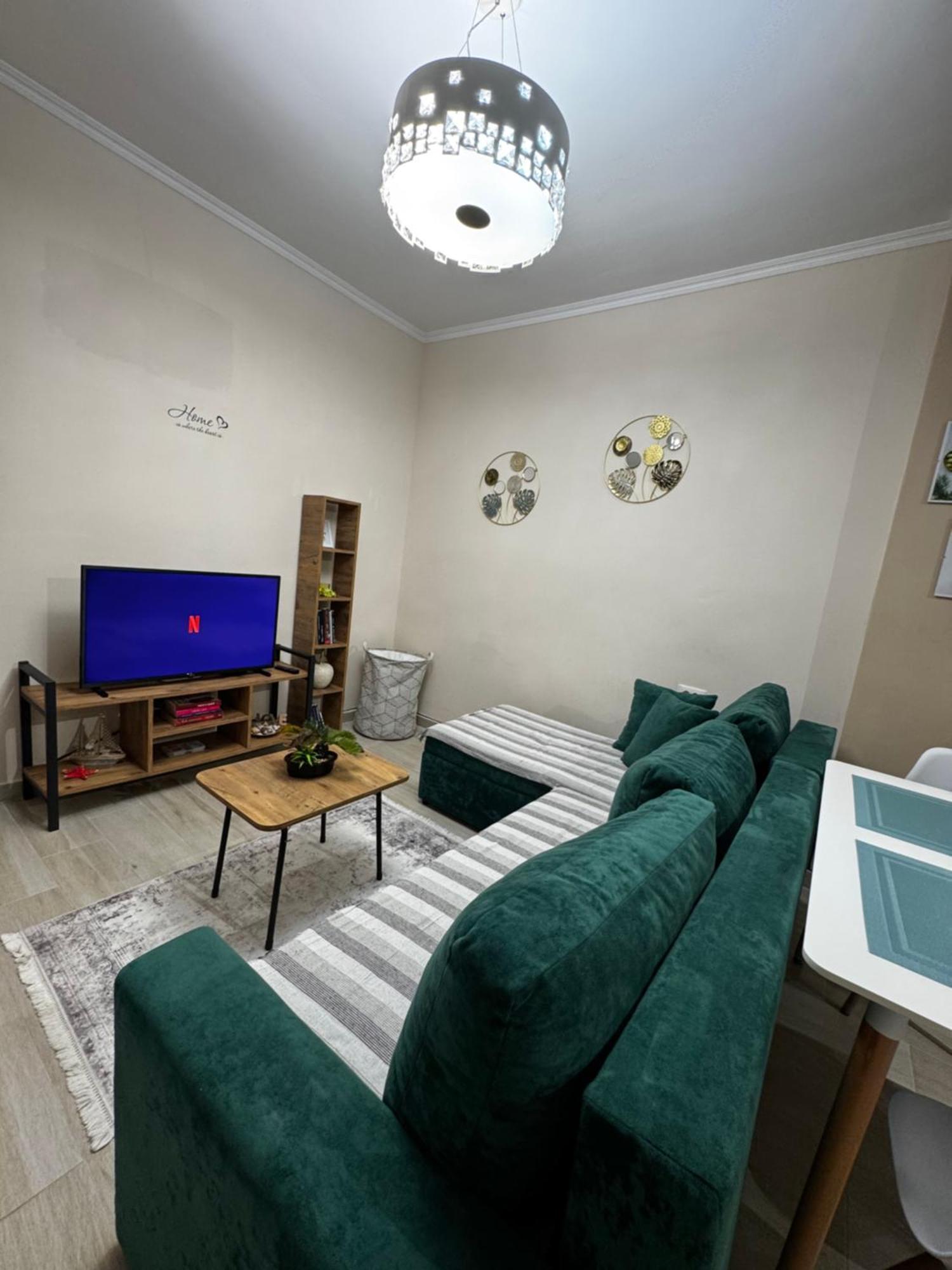 Klar Apartment Few Steps From The Beach Durres Exterior photo